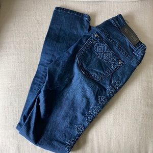 NWT shyanne skinny jeans
